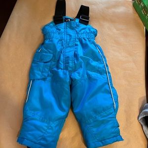 Blue Snow Pants Adjustable Elastic Shoulders, Zipper & Snap closure 18M 26lbs